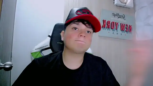 Tommy_cotton Webcamshow