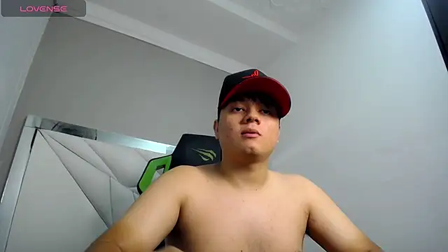 Tommy_cotton Webcamshow