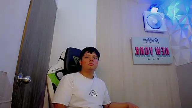 Tommy_cotton – webcam-show