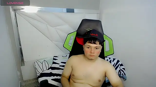 Tommy_cotton webcam show