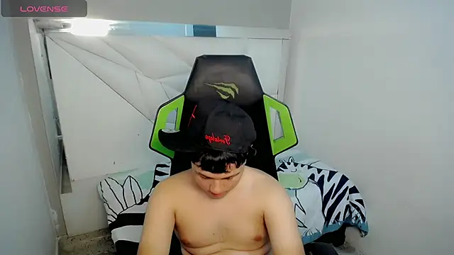 Tommy_cotton Webcamshow
