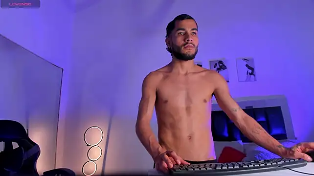 maxpower830 webcam show