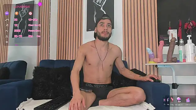 maxpower830's Webcam Show