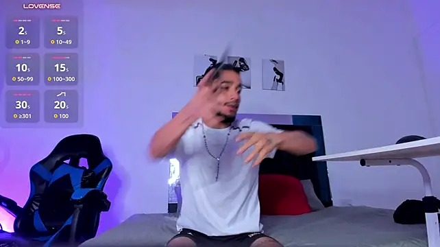 maxpower830 Show in webcam