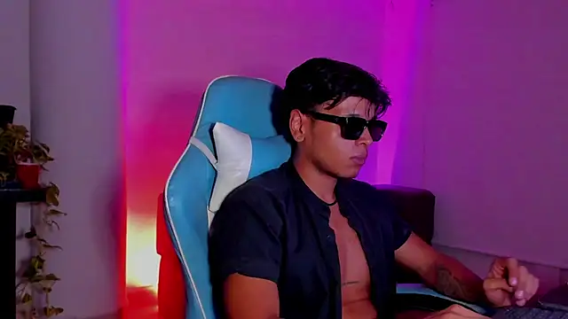 Alejo_montenegro – webcam-show
