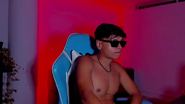 Alejo_montenegro Webcamshow