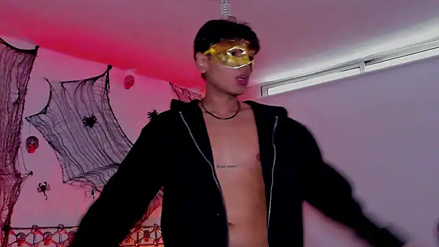 Alejo_montenegro's Webcam Show