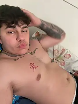 Launey77 Webcam-Show