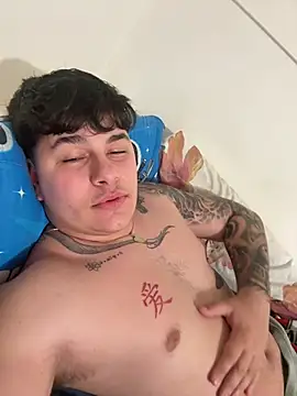 Launey77 – webcam-show