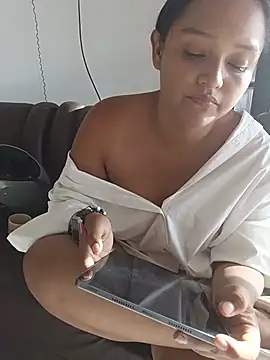 Chat +18 de Roousehot ao vivo