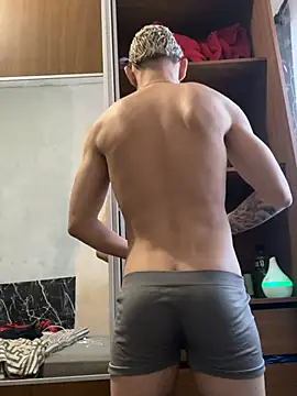 Astro7raro – webcam-show