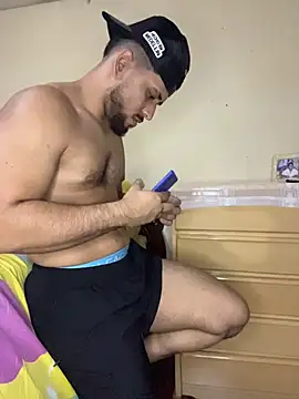 OmarZayn webcam show