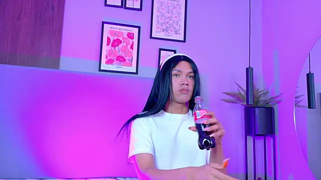 ZoeRuizz's Webcam Show