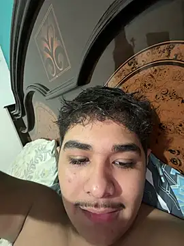 Show de marquitoseltimido1 na webcam