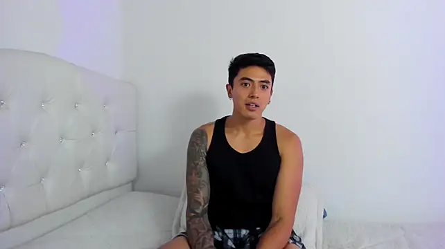 Caramelo_Bryan Webcam-Show