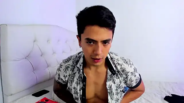 Show modela Caramelo_Bryan na web-kameri
