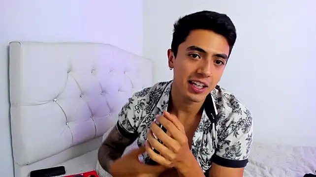 Show modela Caramelo_Bryan na web-kameri
