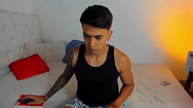 Pokazy przed kamerką – Caramelo_Bryan