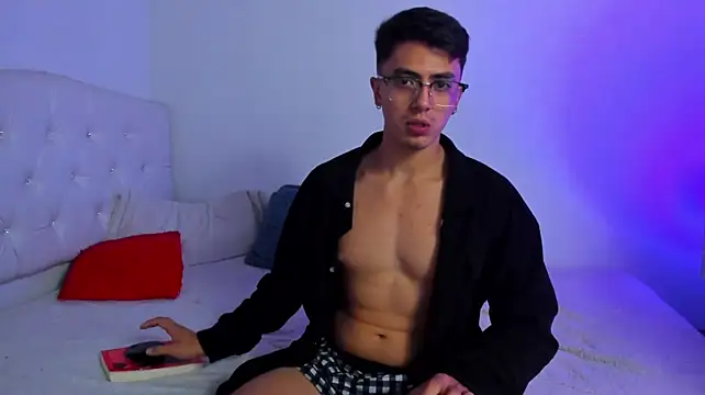 Caramelo_Bryan – webcam-show