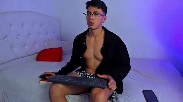 Caramelo_Bryan – webcam-show
