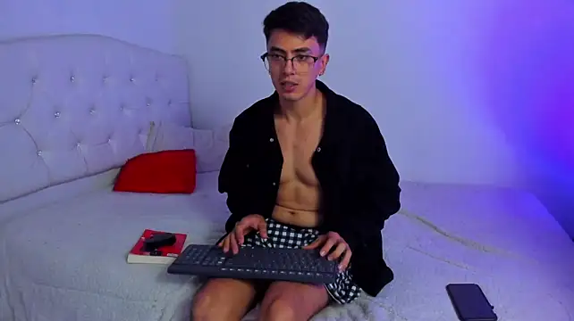 Caramelo_Bryan webcam show