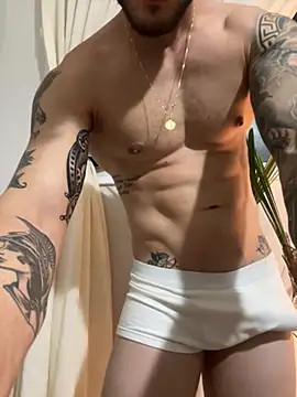 Show de MarcosMantovani na webcam