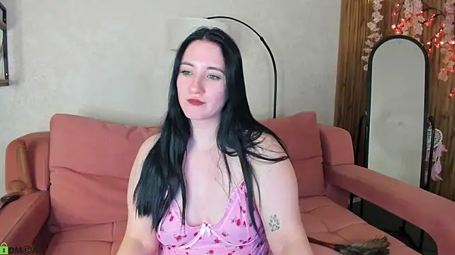 Lucy_Haall Live XXX-Chat