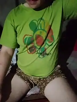 Huong-thao Pertunjukan Webcam
