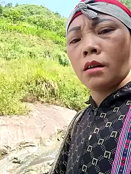 Huong-thao 现场XXX聊天