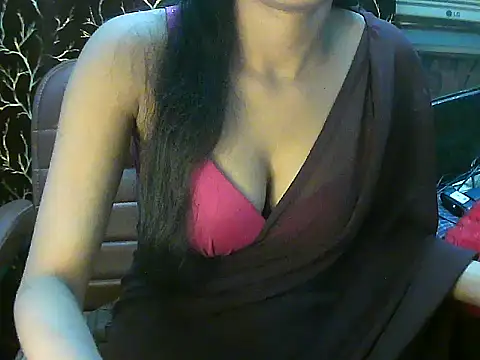 Show modela yourdarling690 na web-kameri