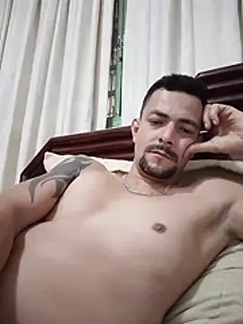 Show de RuiAtivo20cm na webcam