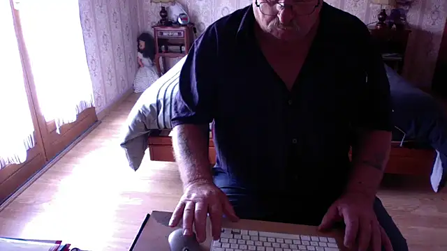 bacanale72 Show in webcam