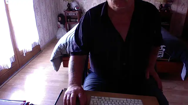 Show modela bacanale72 na web-kameri