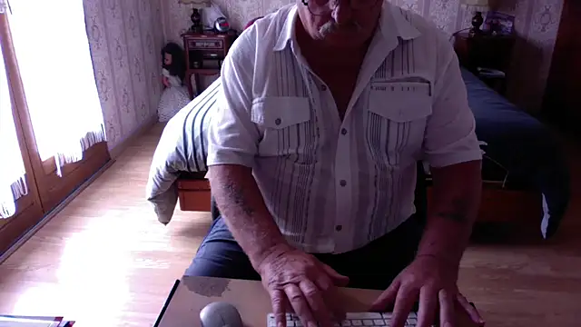bacanale72 XXX чат на живо