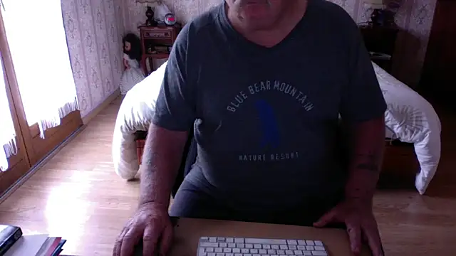 Show de bacanale72 na webcam