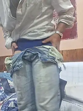 KingGrizz Show in webcam