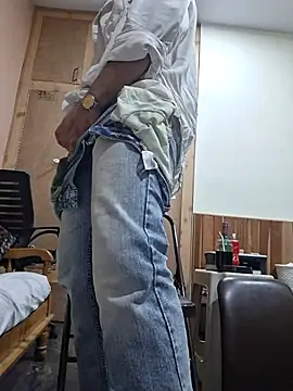 KingGrizz Pertunjukan Webcam