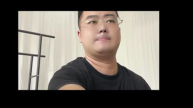 LC002's Webcam Show