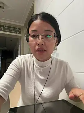 Yuyu7788 网络视讯表演