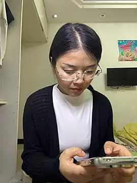 Yuyu7788 网络视讯表演