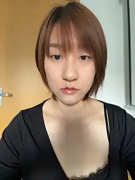 Judi-a 网络视讯表演