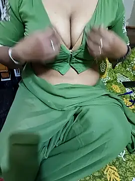 Sowmya_Babe's Live XXX Chat