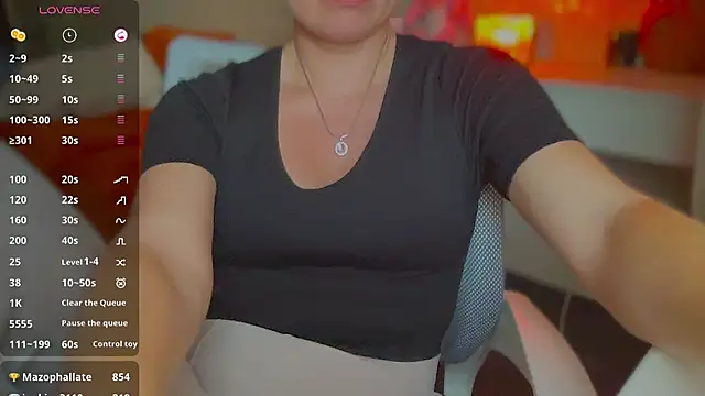valeria_vv Chat XXX in diretta