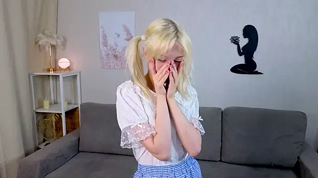 ChantelDoyen's Live XXX Chat