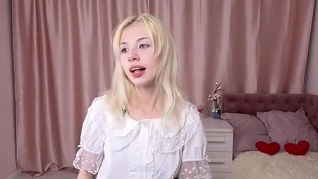 ChantelDoyen's Webcam Show