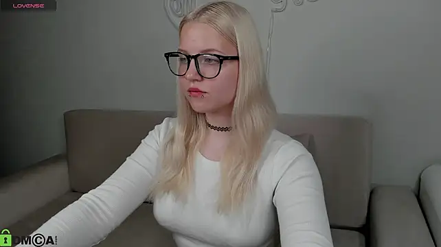 Chatroom XXX en direct de Velvet-Lun