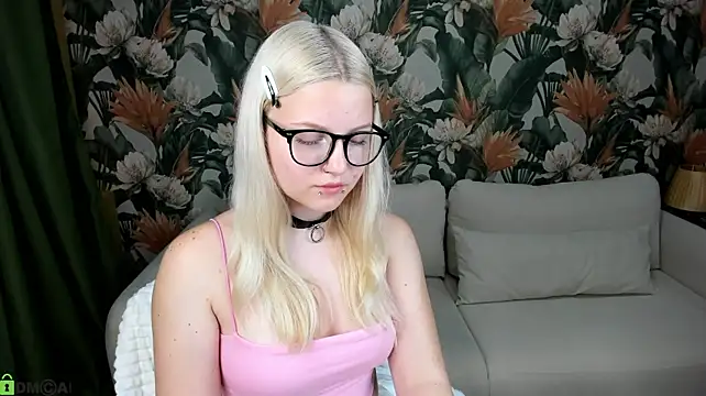 Velvet-Lun – Naživo XXX chat