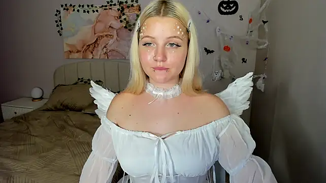 Velvet-Lun's Live XXX Chat