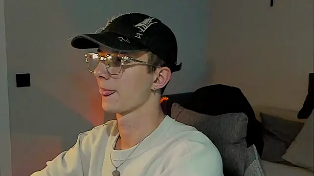 lle0n Webcam-Show
