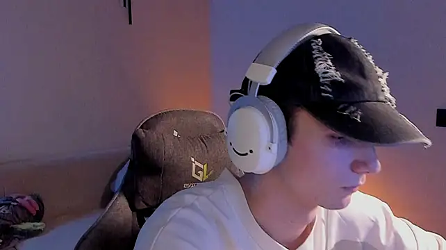 Webkamerová show lle0n